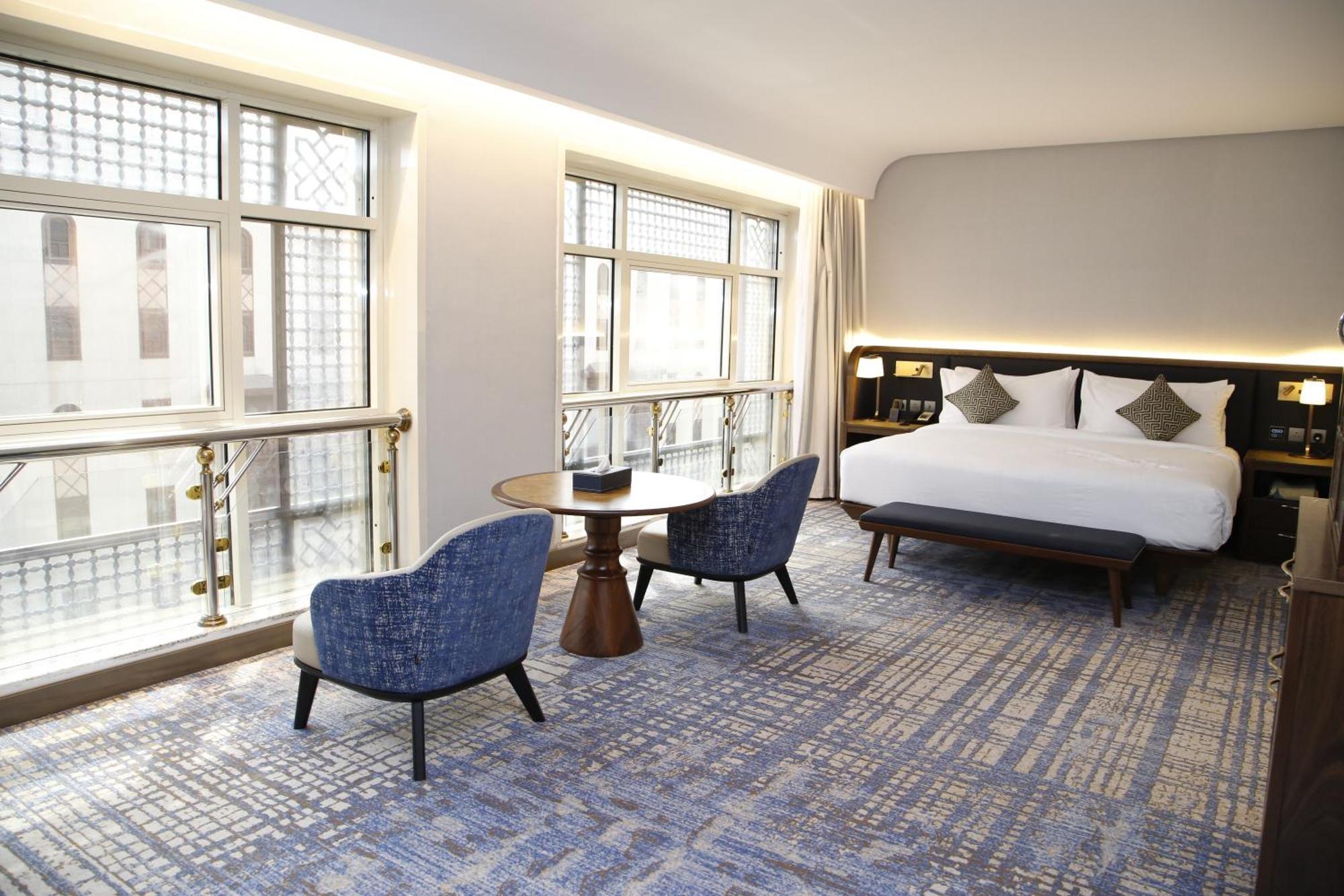 Maden Alrawda Hotell Medina Exteriör bild A room at the hotel