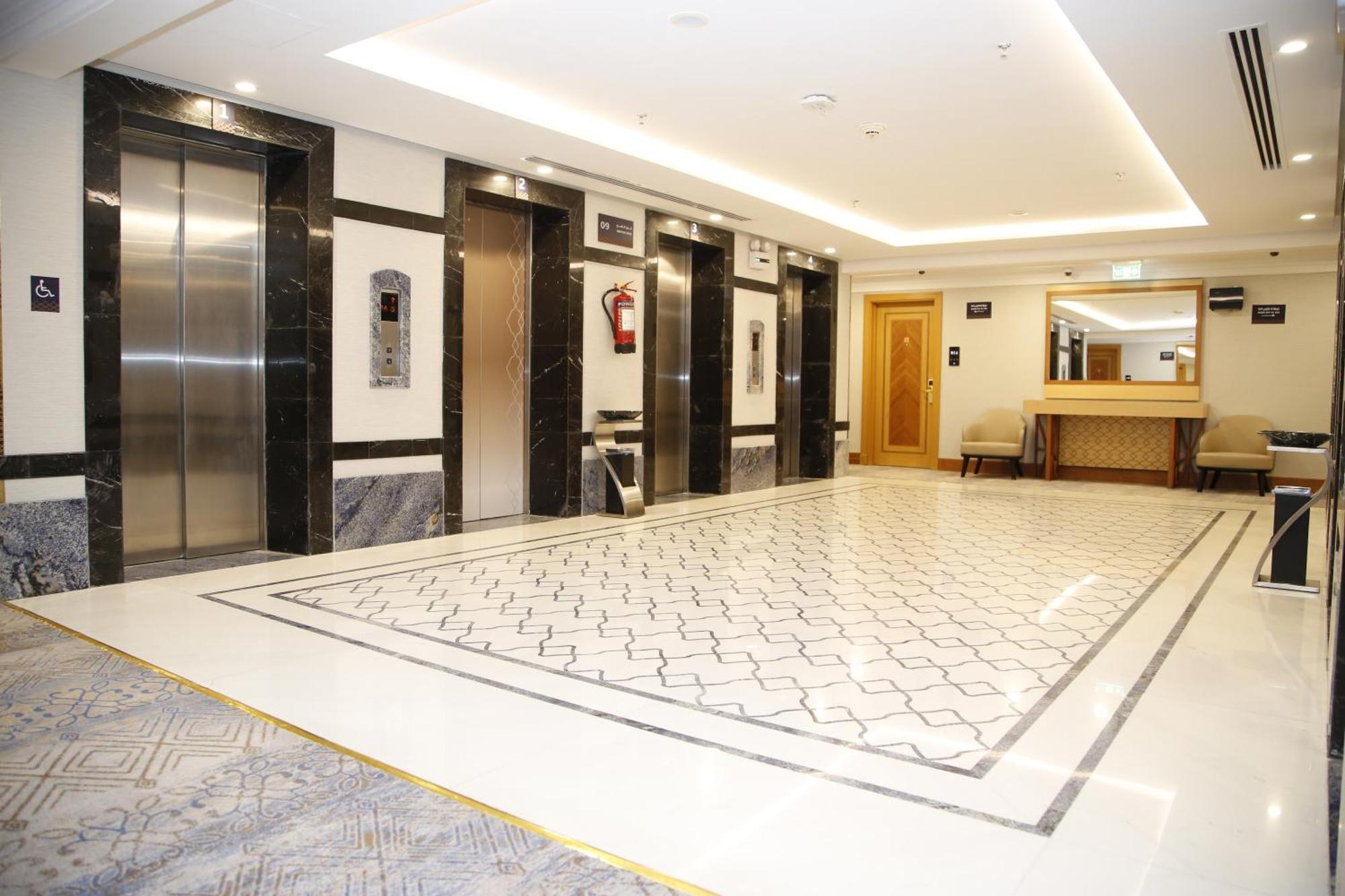 Maden Alrawda Hotell Medina Exteriör bild The lobby of the hotel